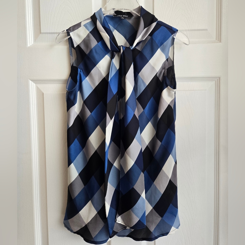 Nine West Black and White Sleeveless Tie Front Blouse